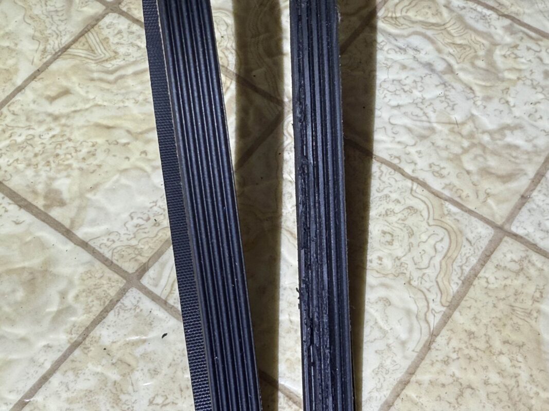 New vs. Old Belt – A side-by-side comparison of the worn-out and new belt.