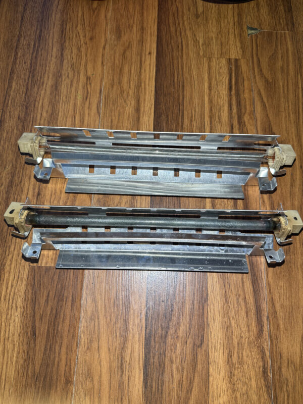 Comparison: The new one is on top, and the old one is on the bottom.