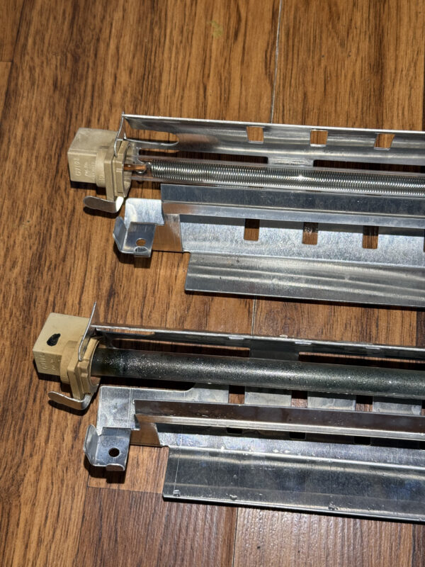 Closer comparison: It's clear that the heater at the bottom has warped.