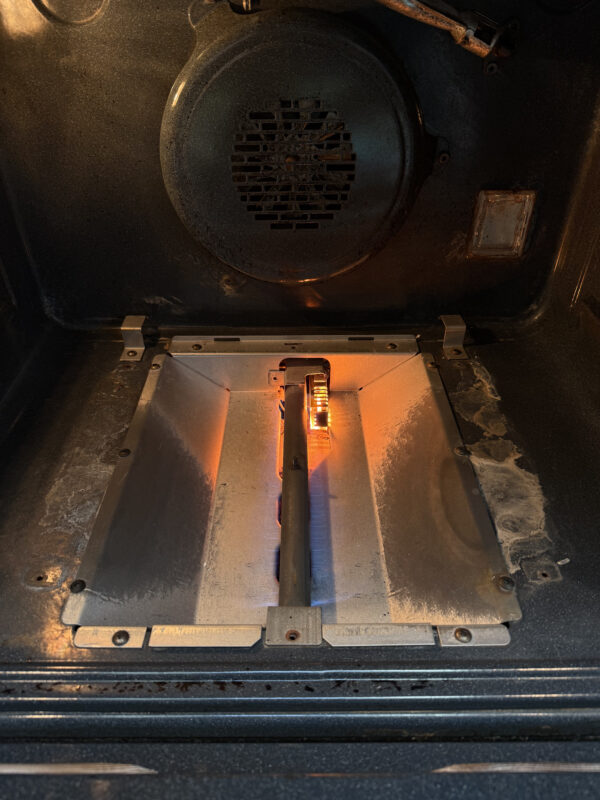Replaced the igniter—success, there’s a flame!